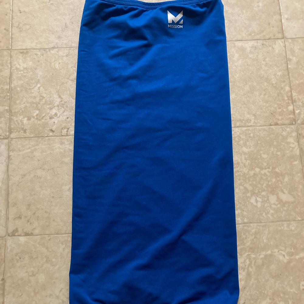 Mission Cooling Neck Gaiter and Mask
